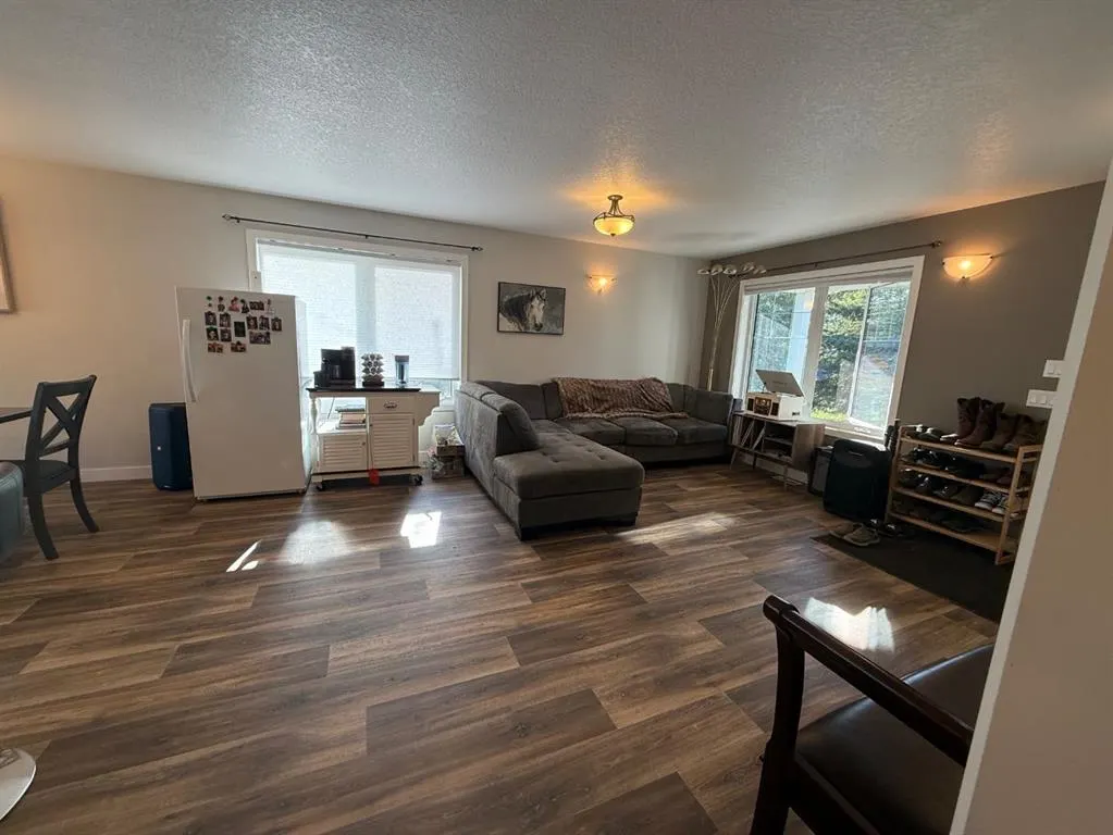 10222 104 Ave