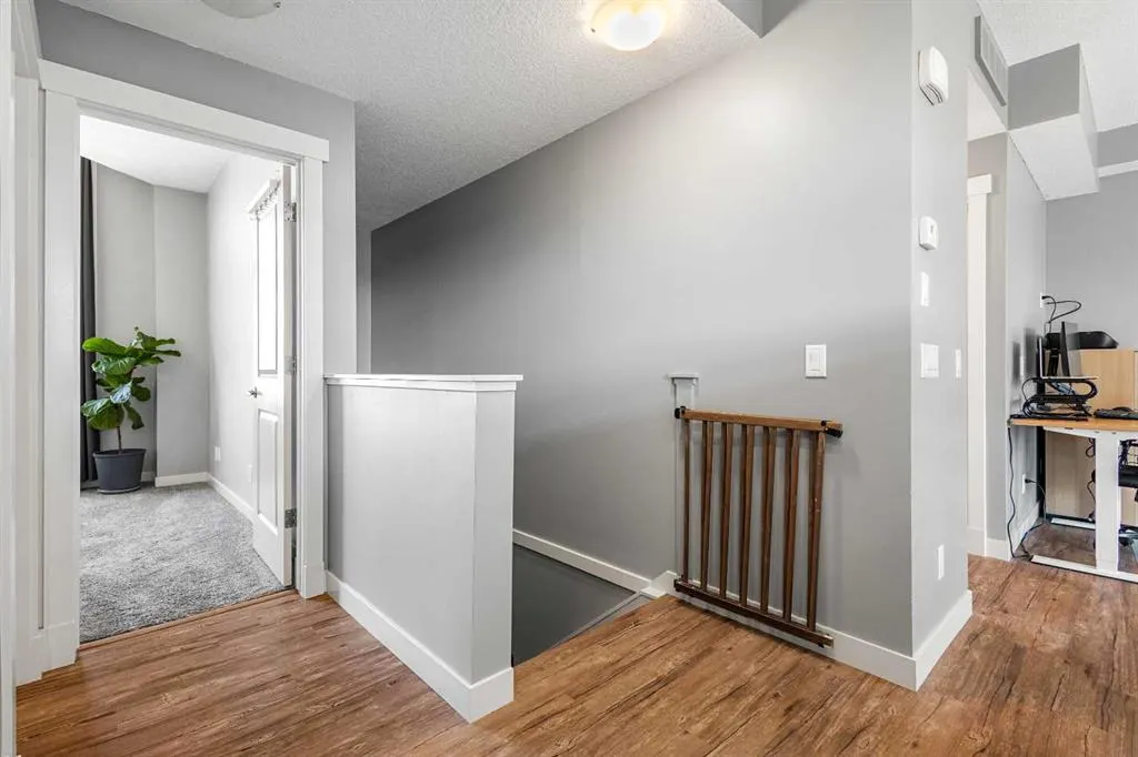 38 West Springs Lane SW