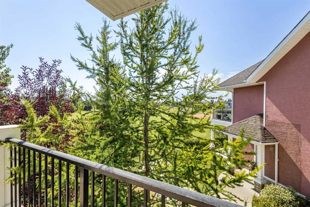 38 West Springs Lane SW