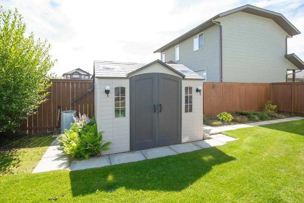 40 Bowman Circle