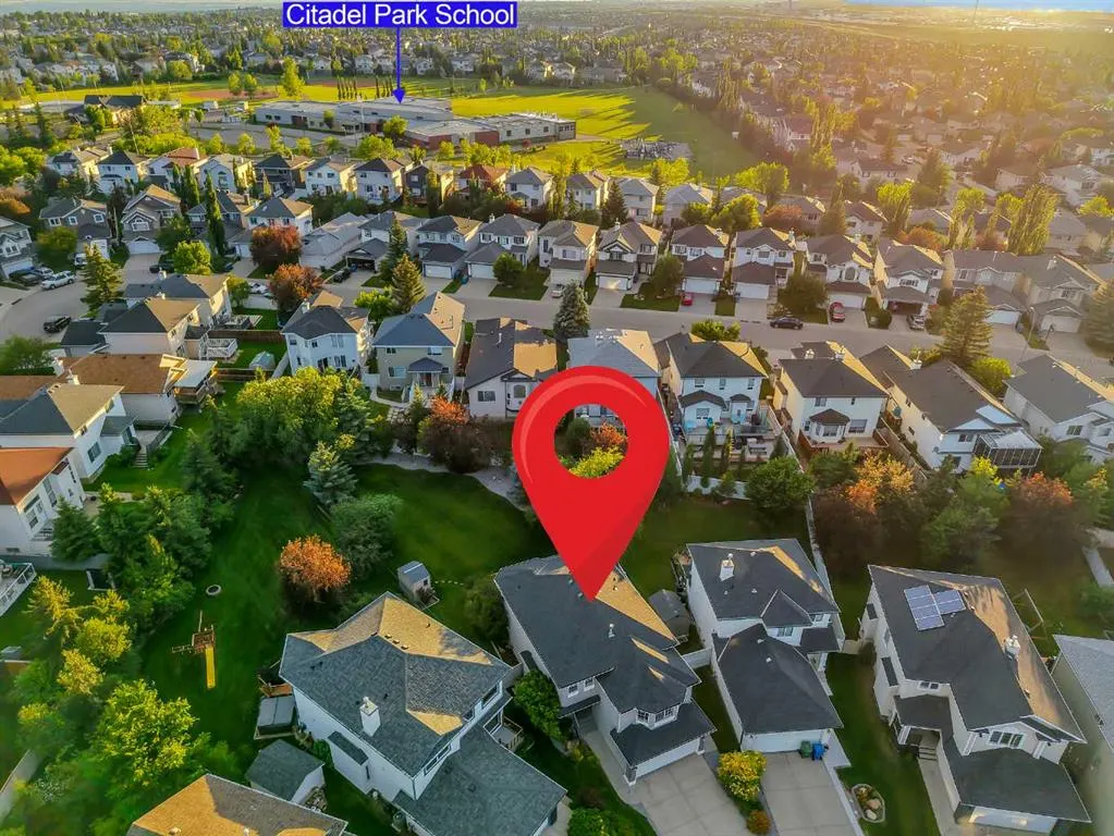 60 Citadel Peak Mews NW
