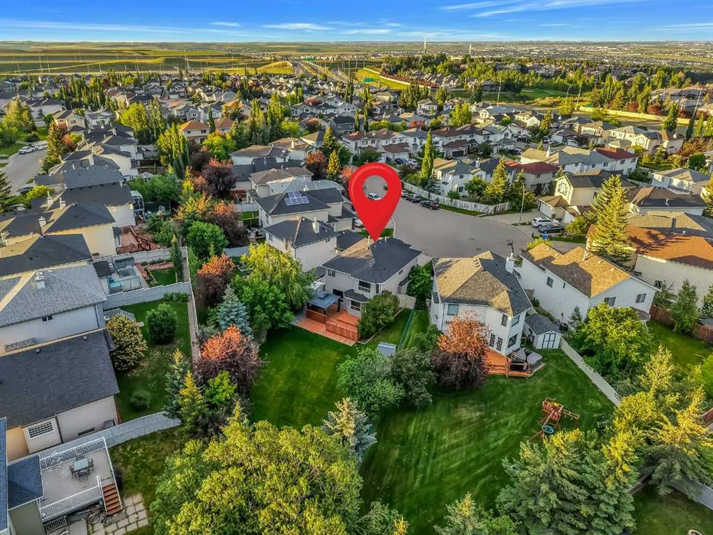 60 Citadel Peak Mews NW