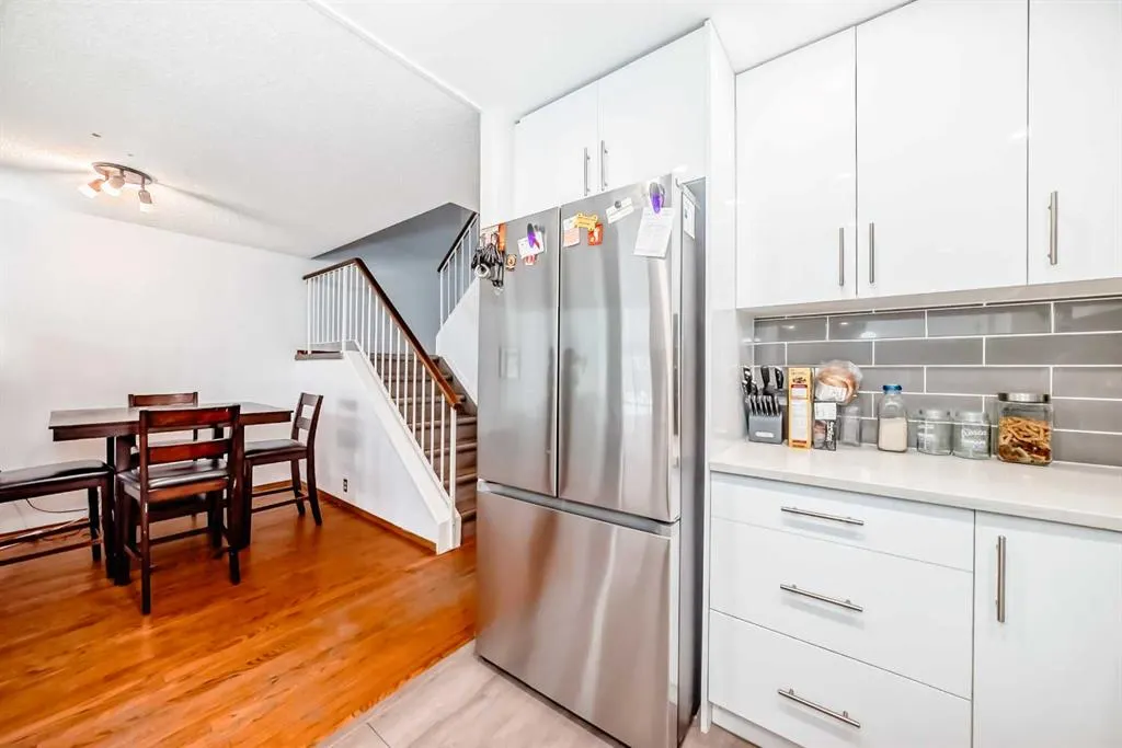 28 Berwick Crescent NW, #63