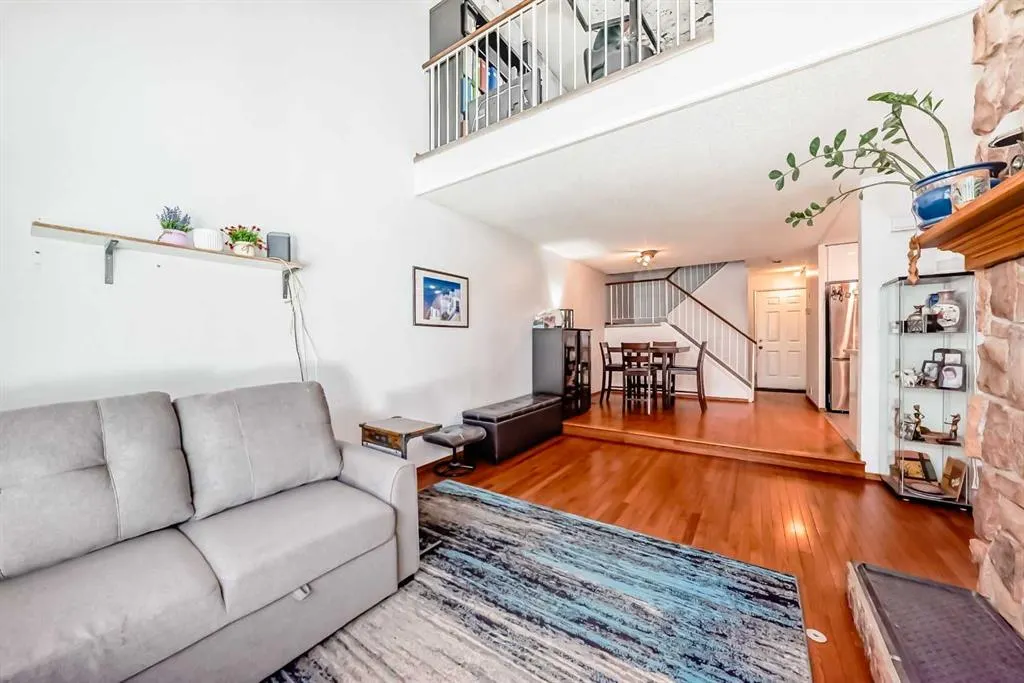 28 Berwick Crescent NW, #63