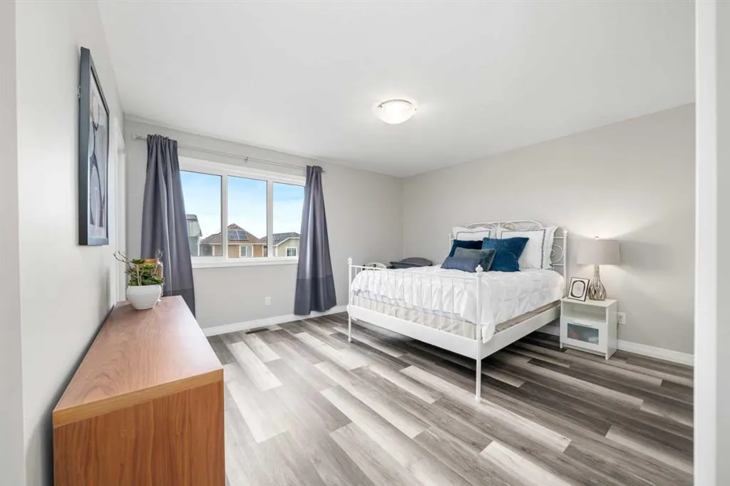 374 Magnolia Square SE