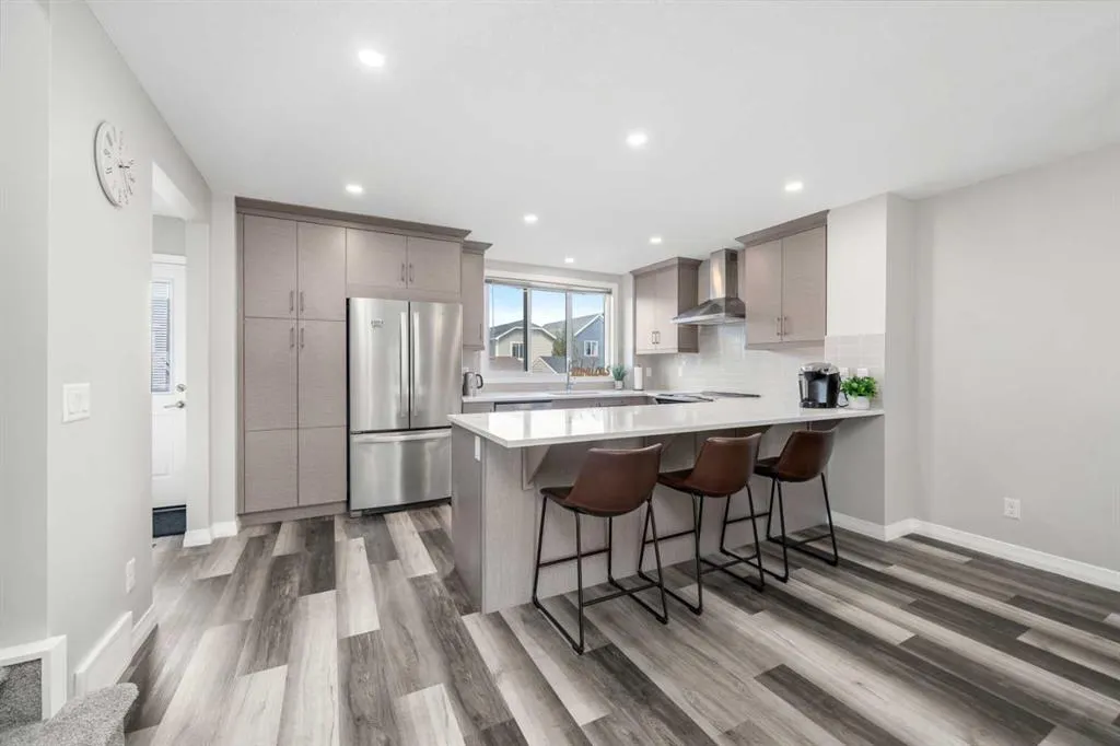374 Magnolia Square SE