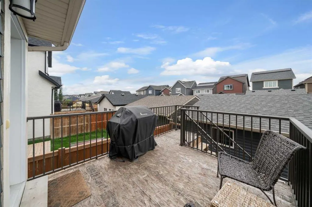 374 Magnolia Square SE