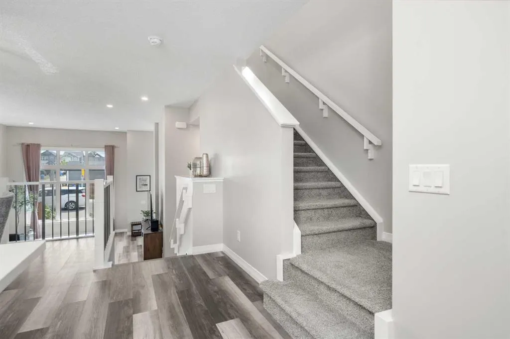 374 Magnolia Square SE