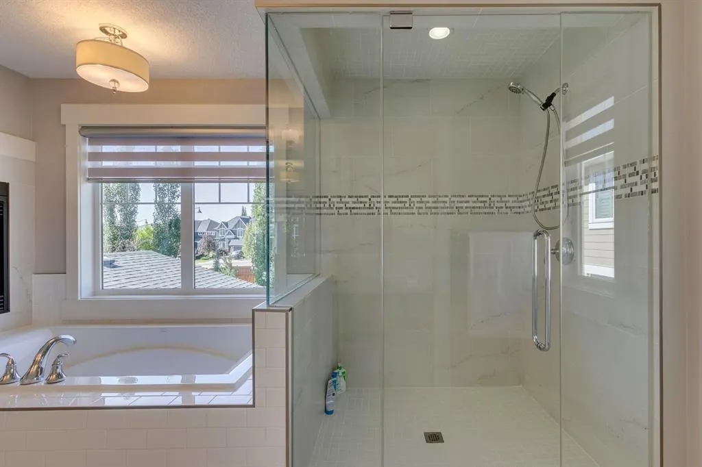3 Aspen Dale Way SW