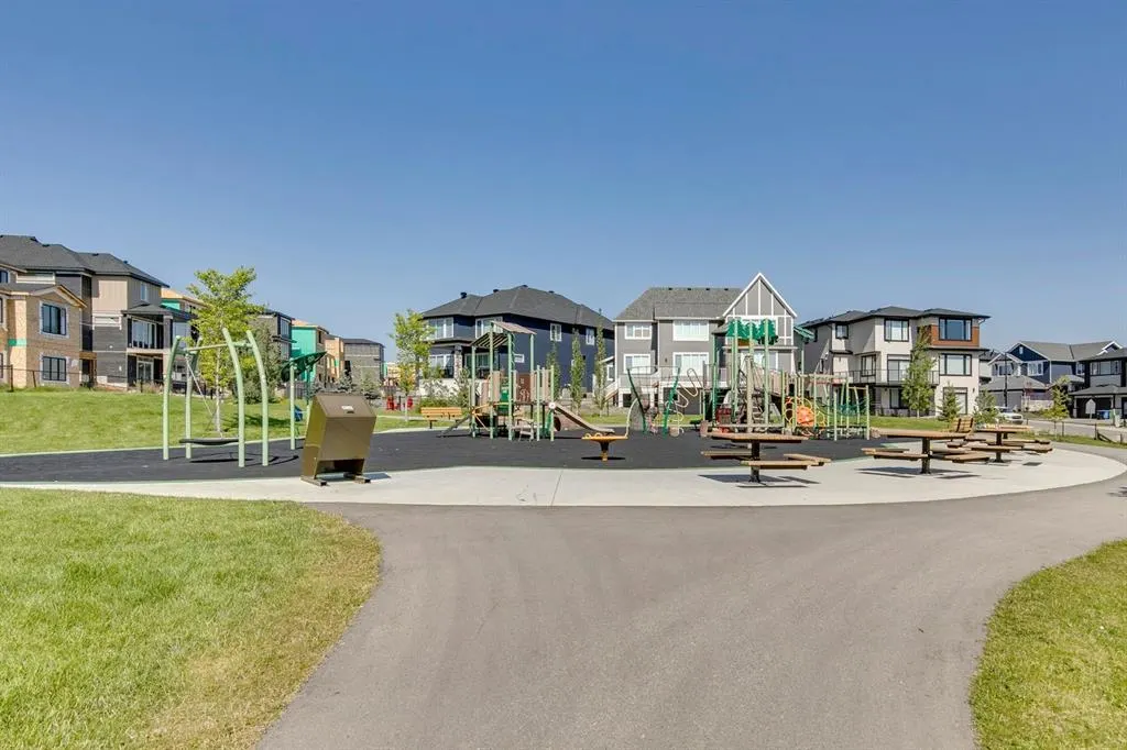 3 Aspen Dale Way SW