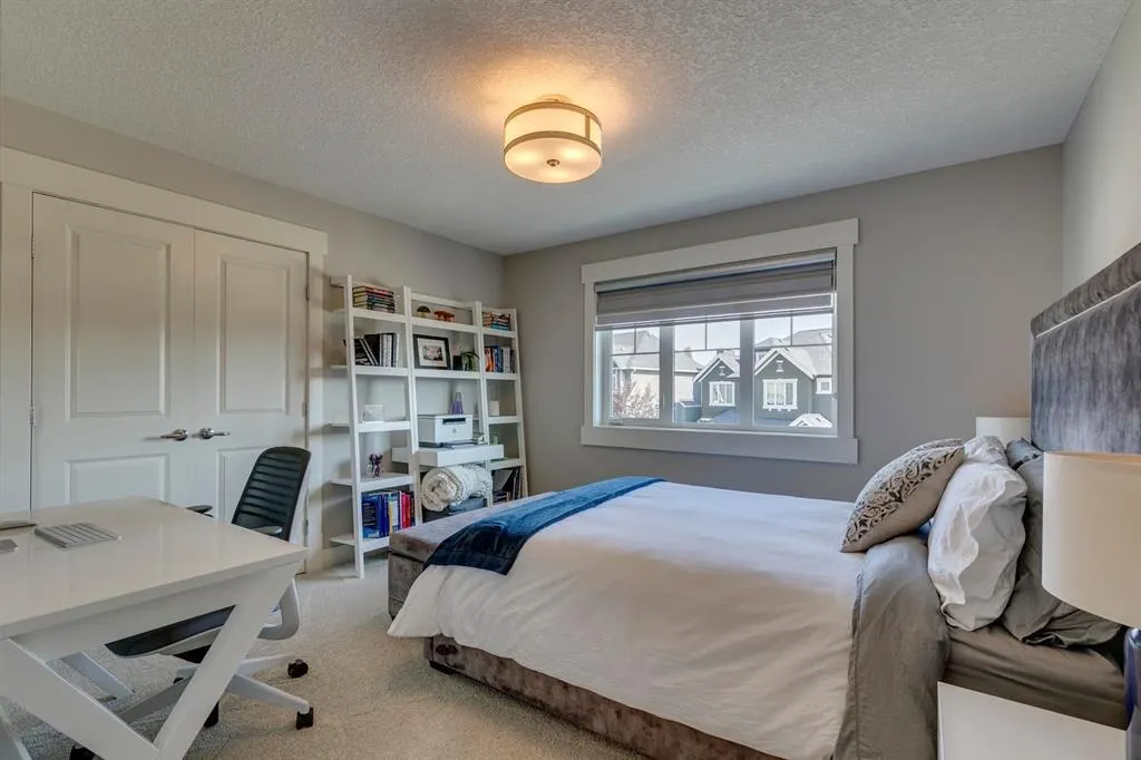 3 Aspen Dale Way SW