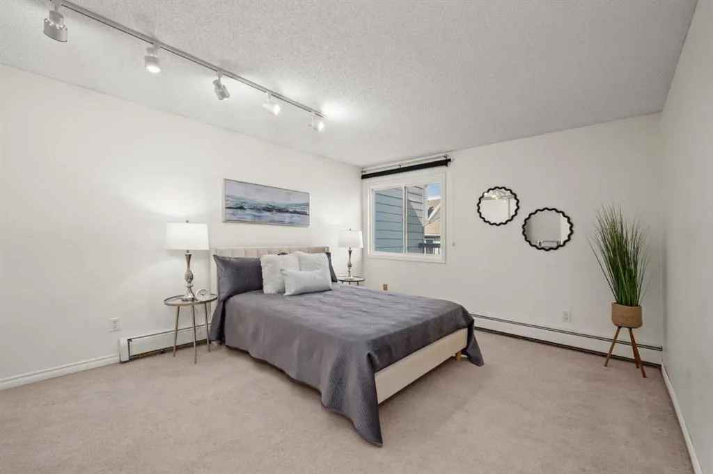 70 Glamis Drive SW, #2465