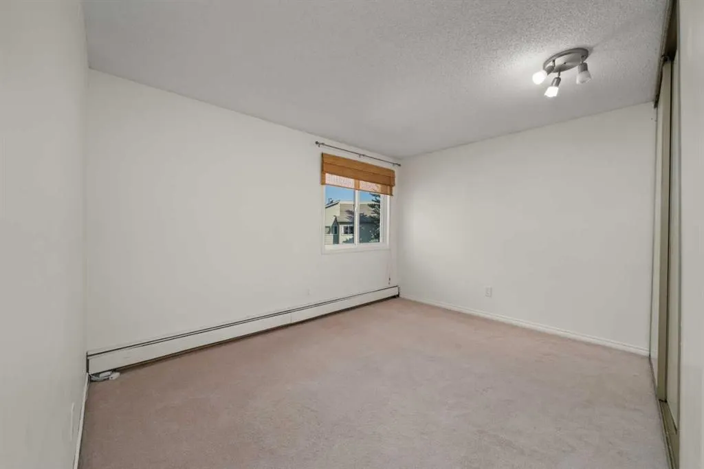 70 Glamis Drive SW, #2465
