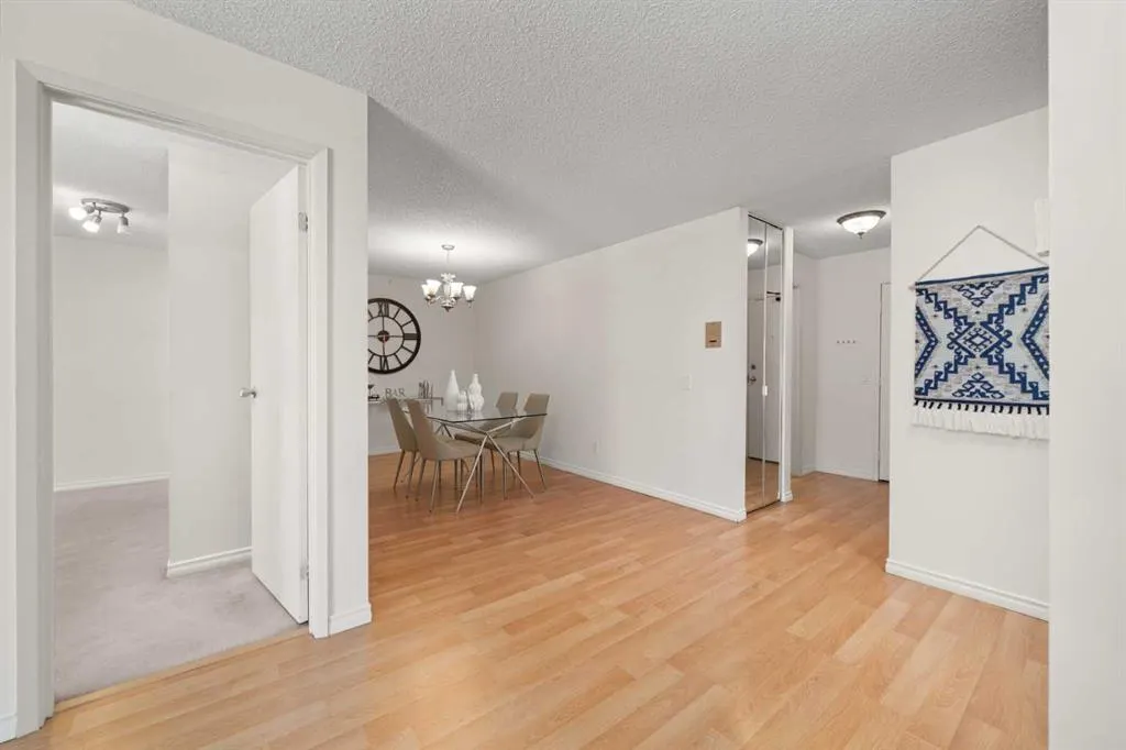 70 Glamis Drive SW, #2465