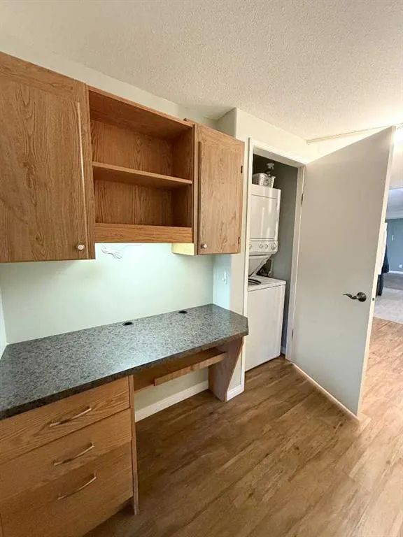 5800 46 Street, #13