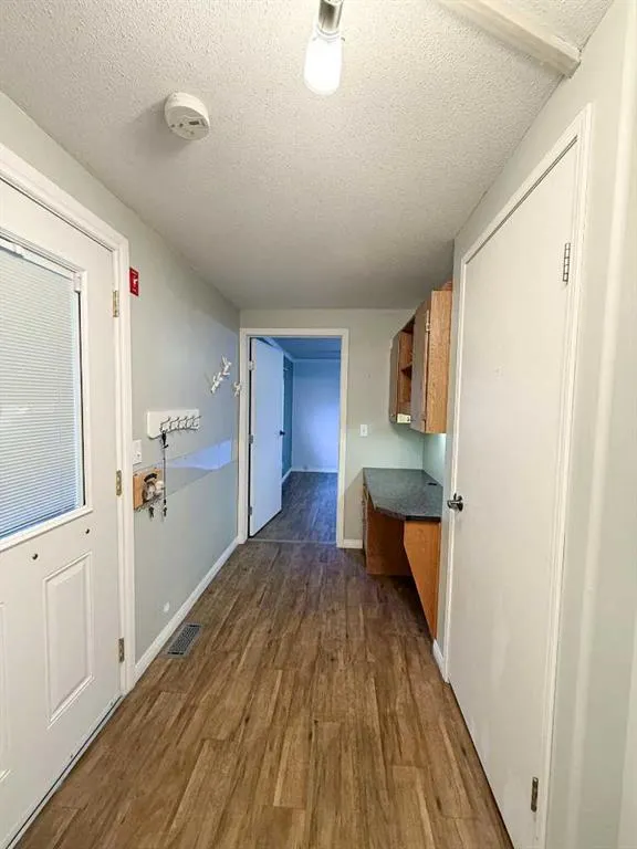 5800 46 Street, #13