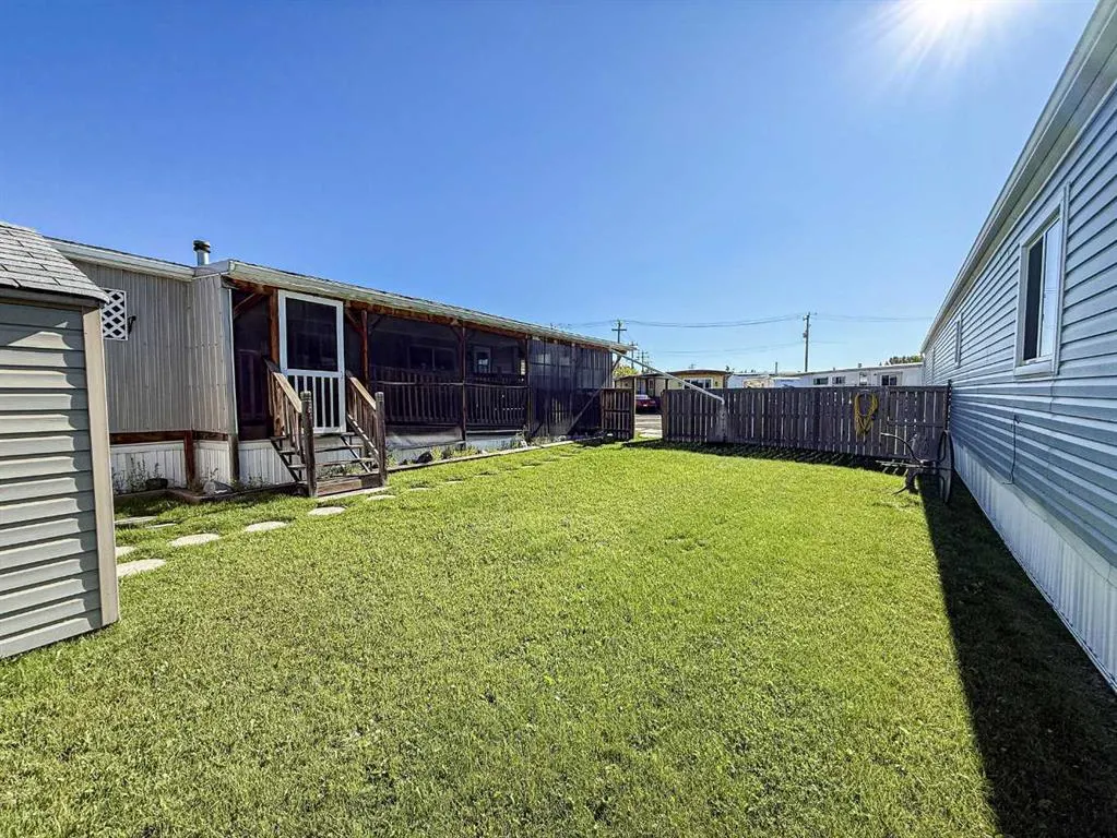 5800 46 Street, #13
