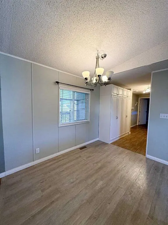 5800 46 Street, #13
