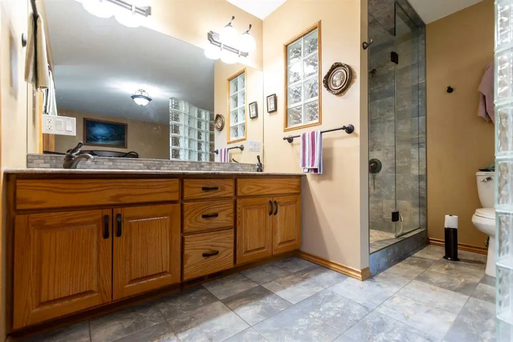 128 Norby Crescent