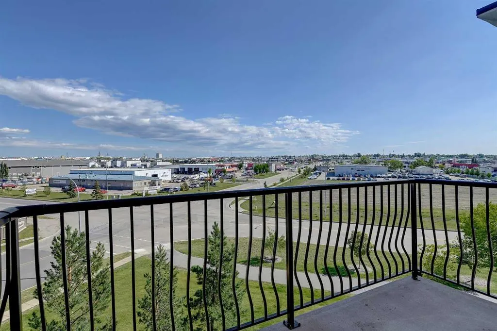 12330 102 Street, #415