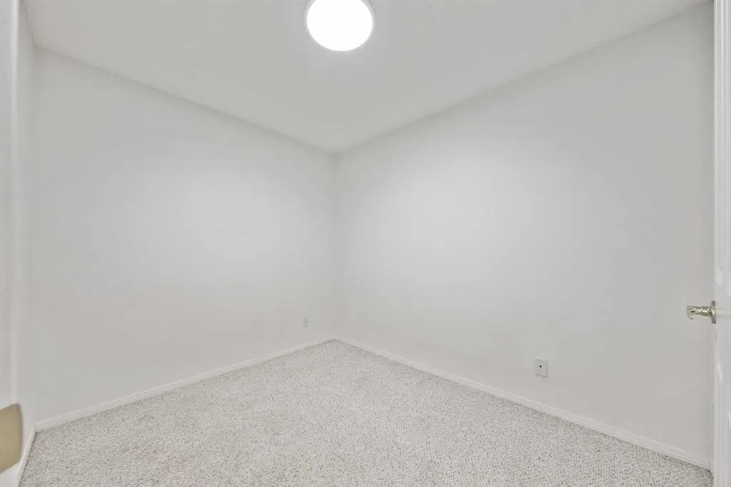 6818 Pinecliff Grove NE, #3303