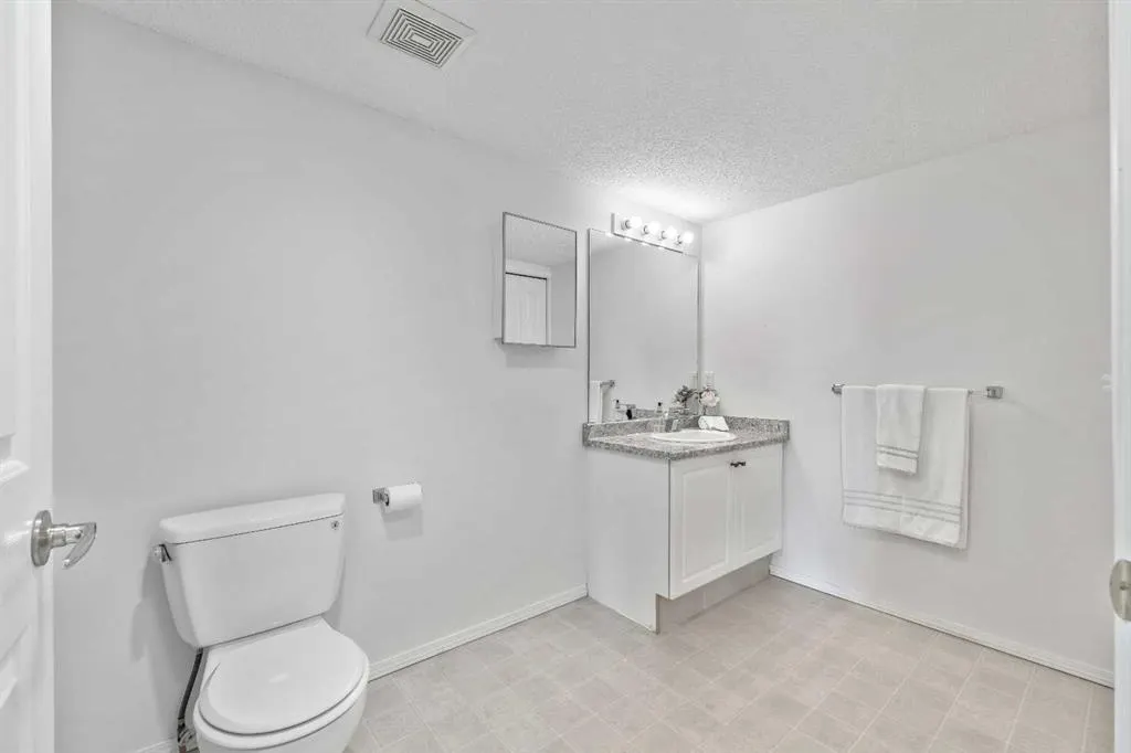 6818 Pinecliff Grove NE, #3303