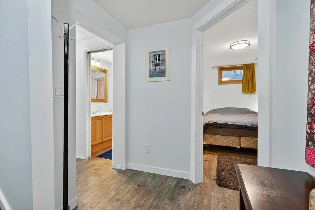 7 Strathearn Rise SW