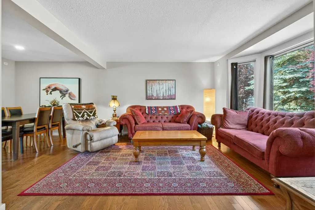 7 Strathearn Rise SW
