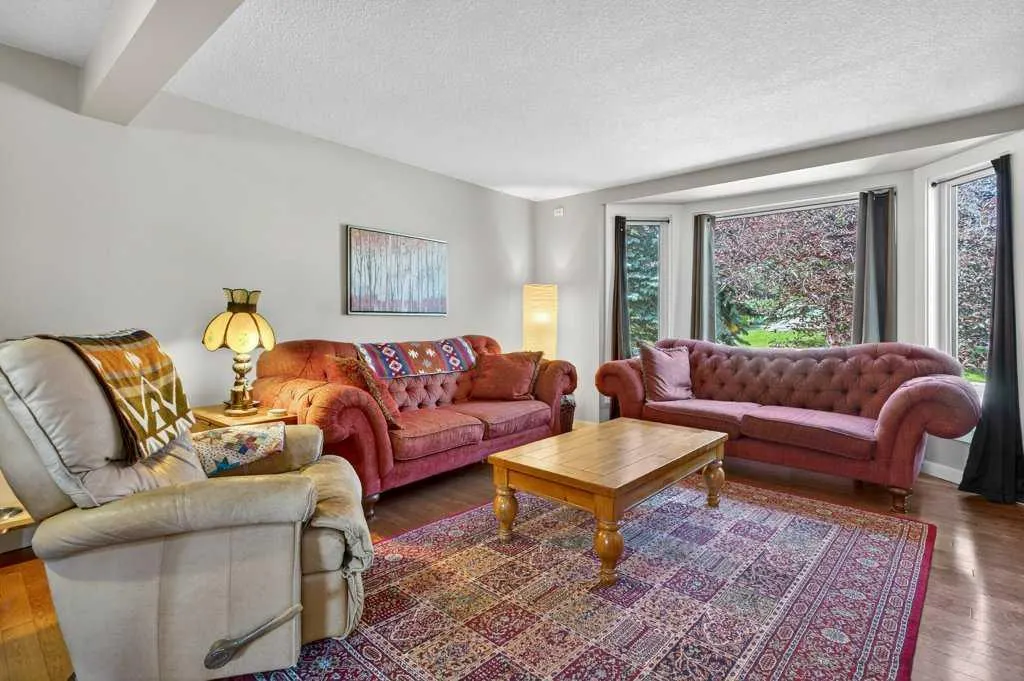 7 Strathearn Rise SW