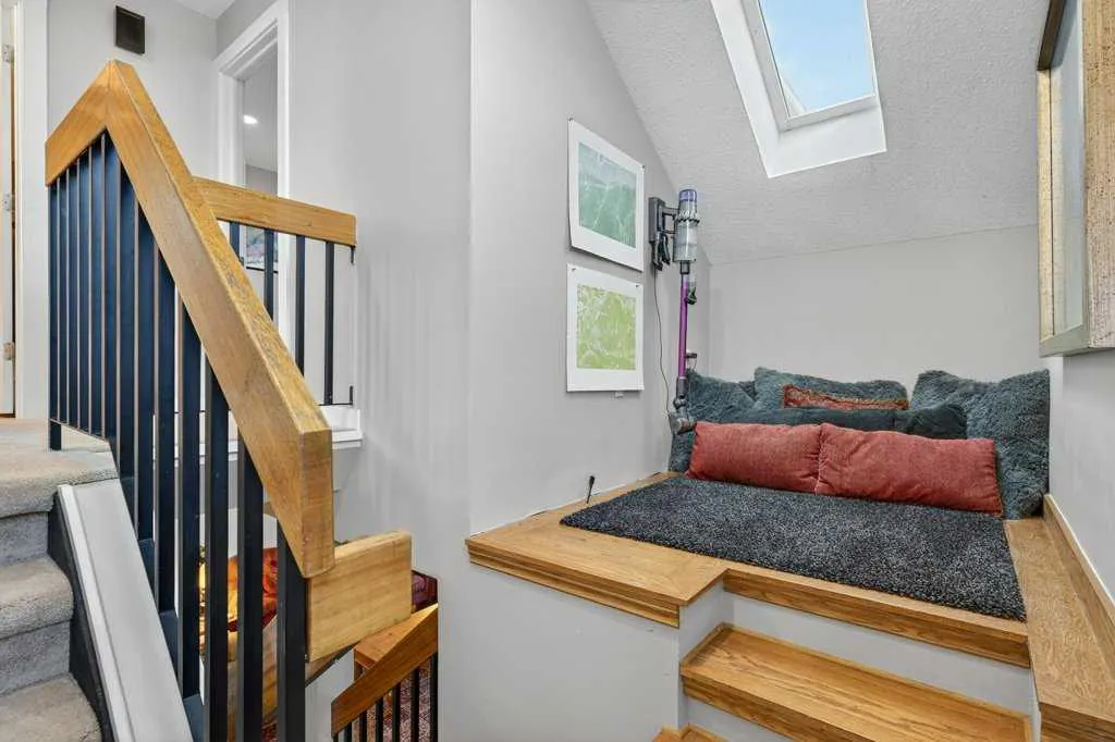 7 Strathearn Rise SW