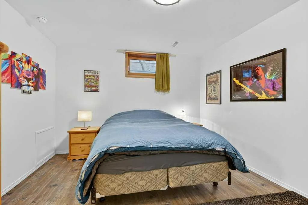 7 Strathearn Rise SW