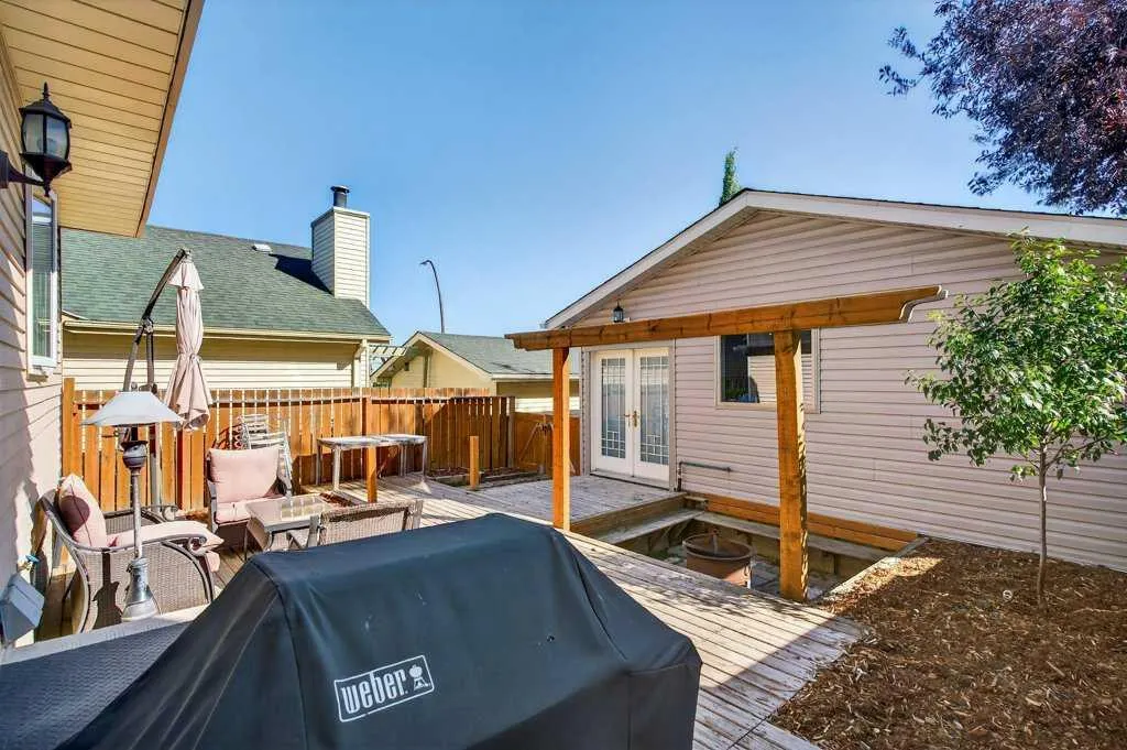7 Strathearn Rise SW