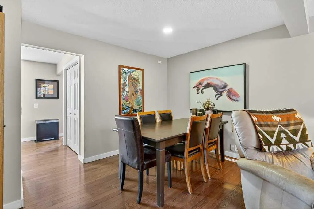 7 Strathearn Rise SW