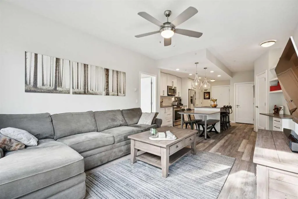 8531 8A Avenue SW, #106