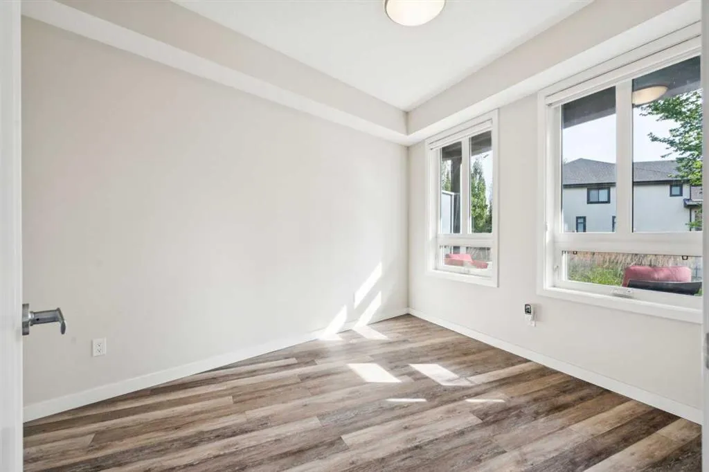 8531 8A Avenue SW, #106