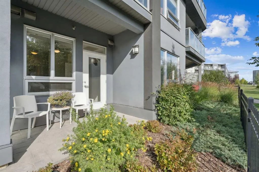 8531 8A Avenue SW, #106