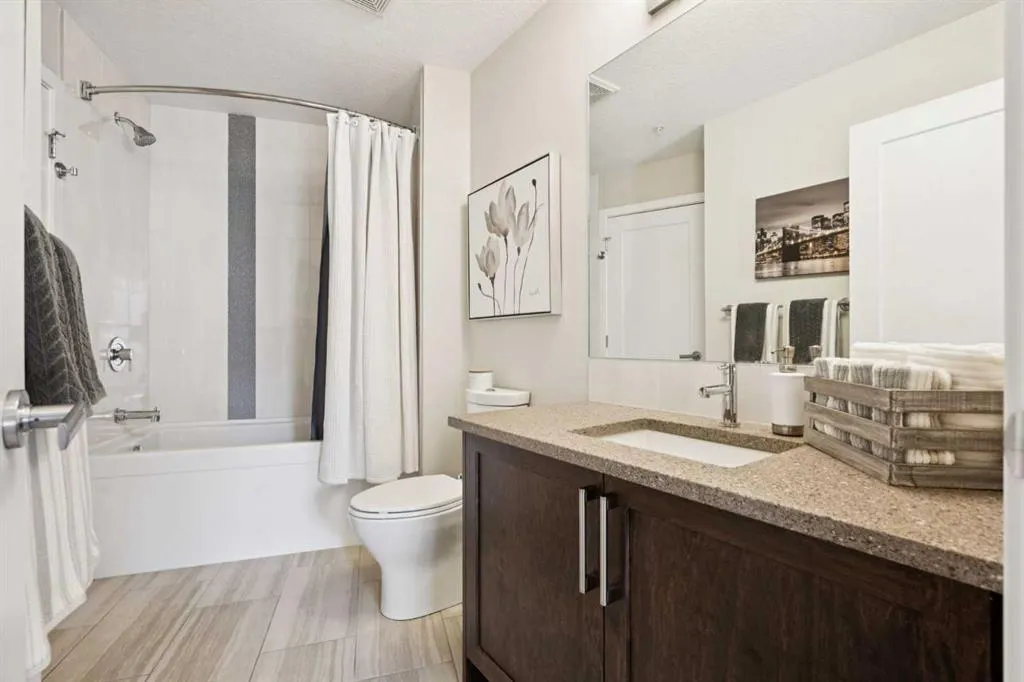 8531 8A Avenue SW, #106