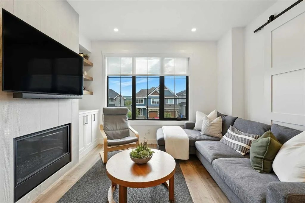 140 Discovery Drive SW