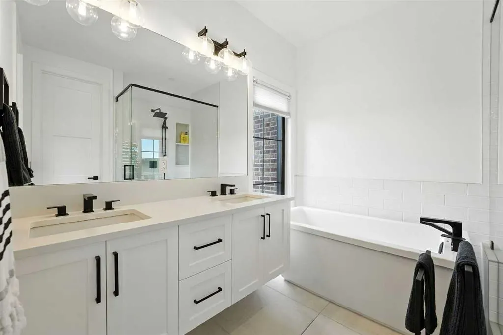 140 Discovery Drive SW
