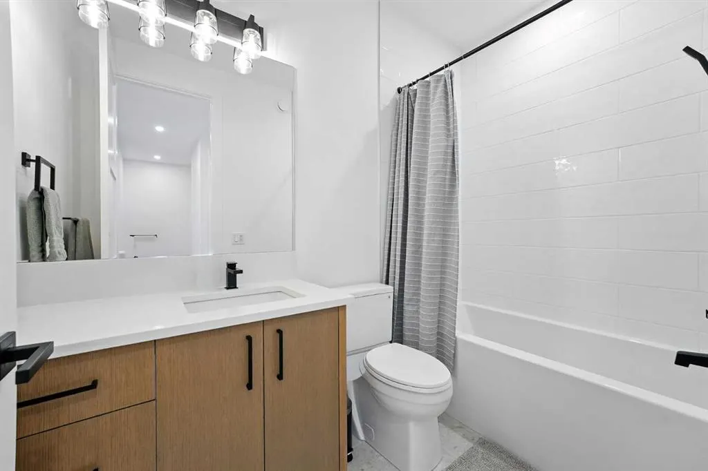 140 Discovery Drive SW