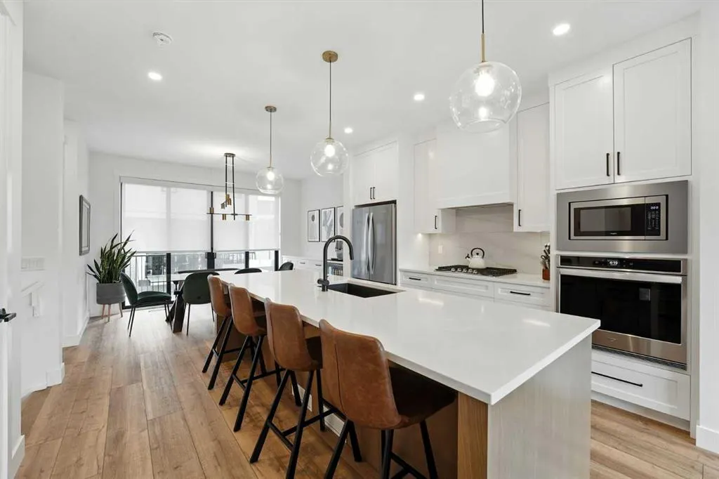 140 Discovery Drive SW