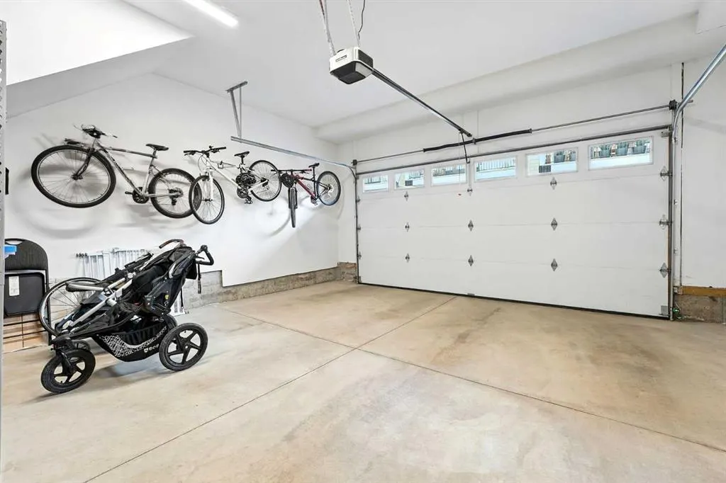 140 Discovery Drive SW