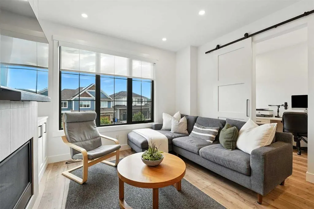 140 Discovery Drive SW