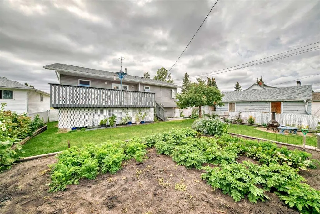 5114 57 Ave