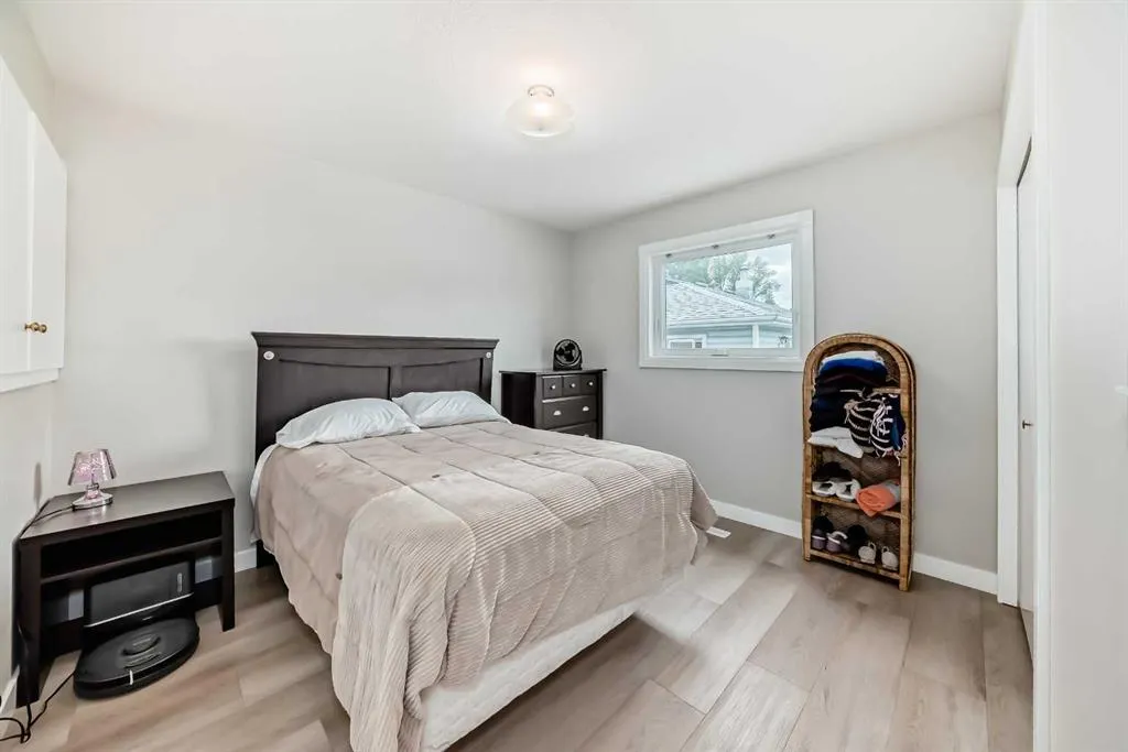 5114 57 Ave