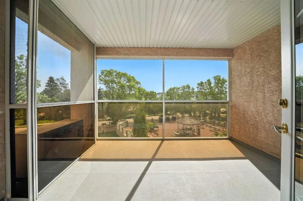 4805 45 Street, #324