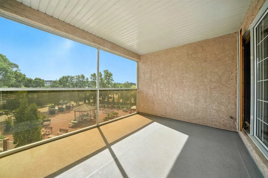 4805 45 Street, #324