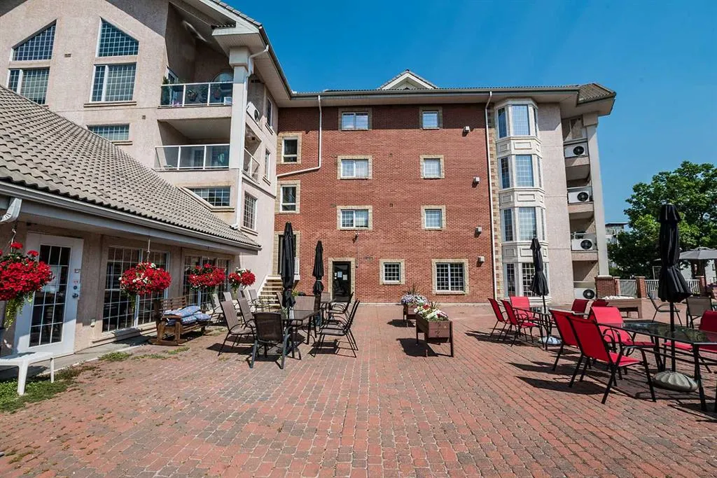 4805 45 Street, #324