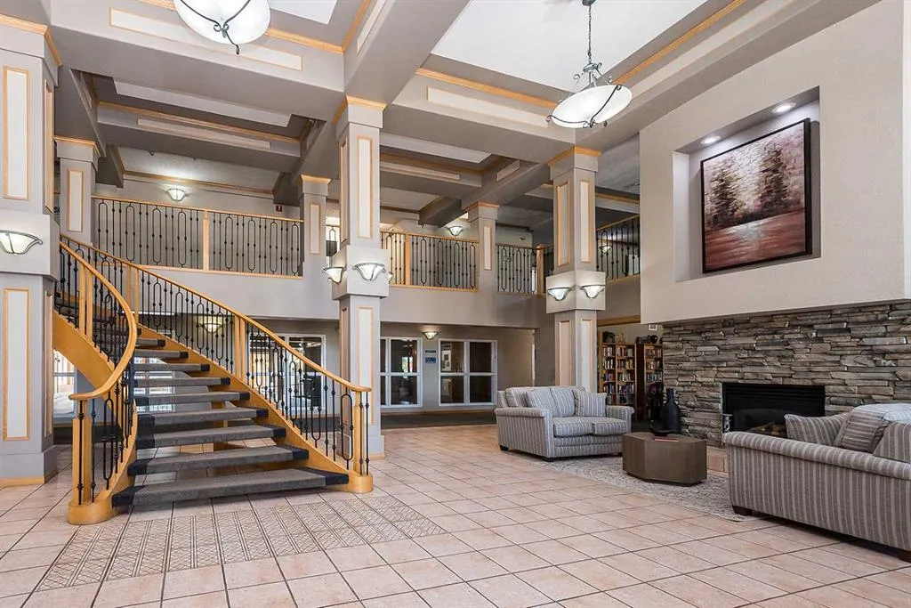 4805 45 Street, #324