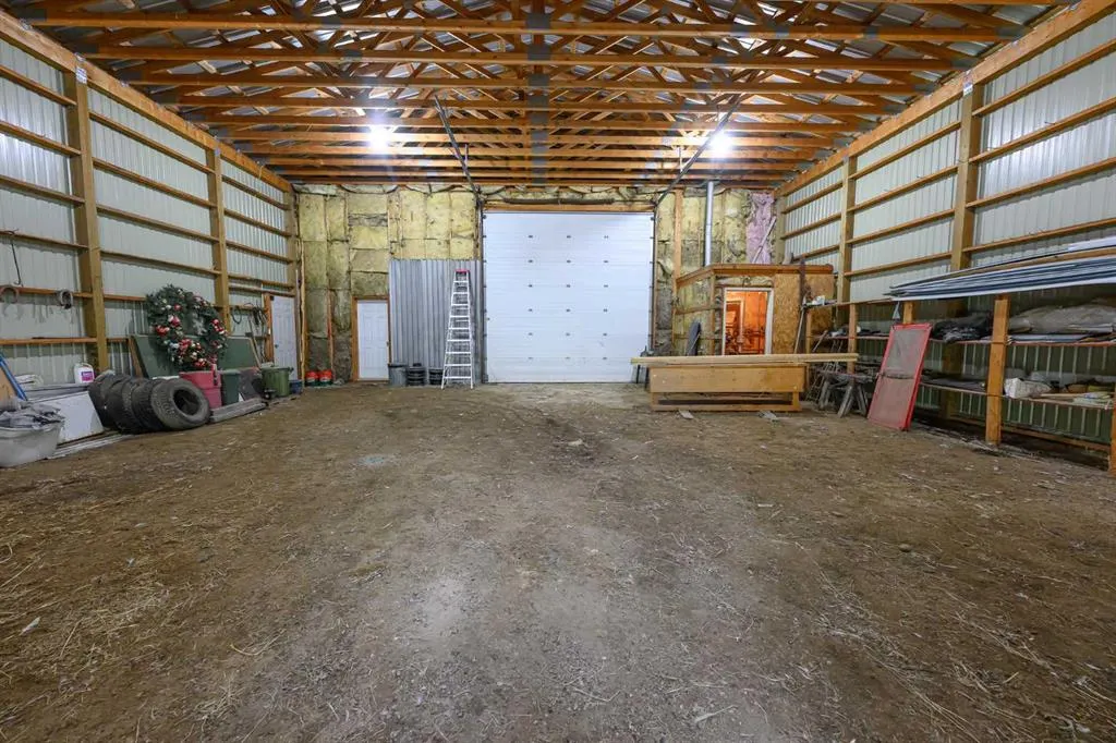 743073 Highway 2
